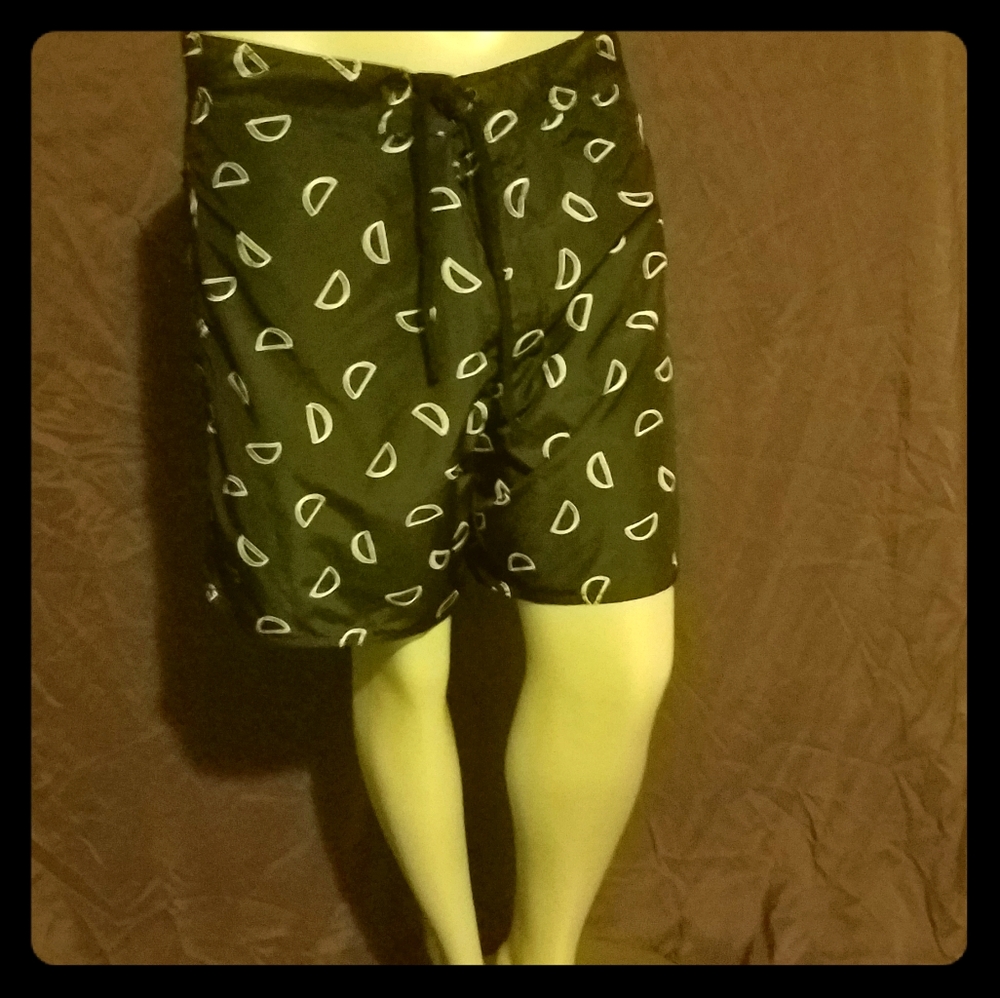 H&M mens pattern swim trunks